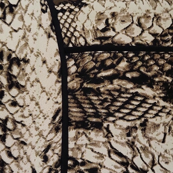 Cache snake print skirt - Picture 2 of 5